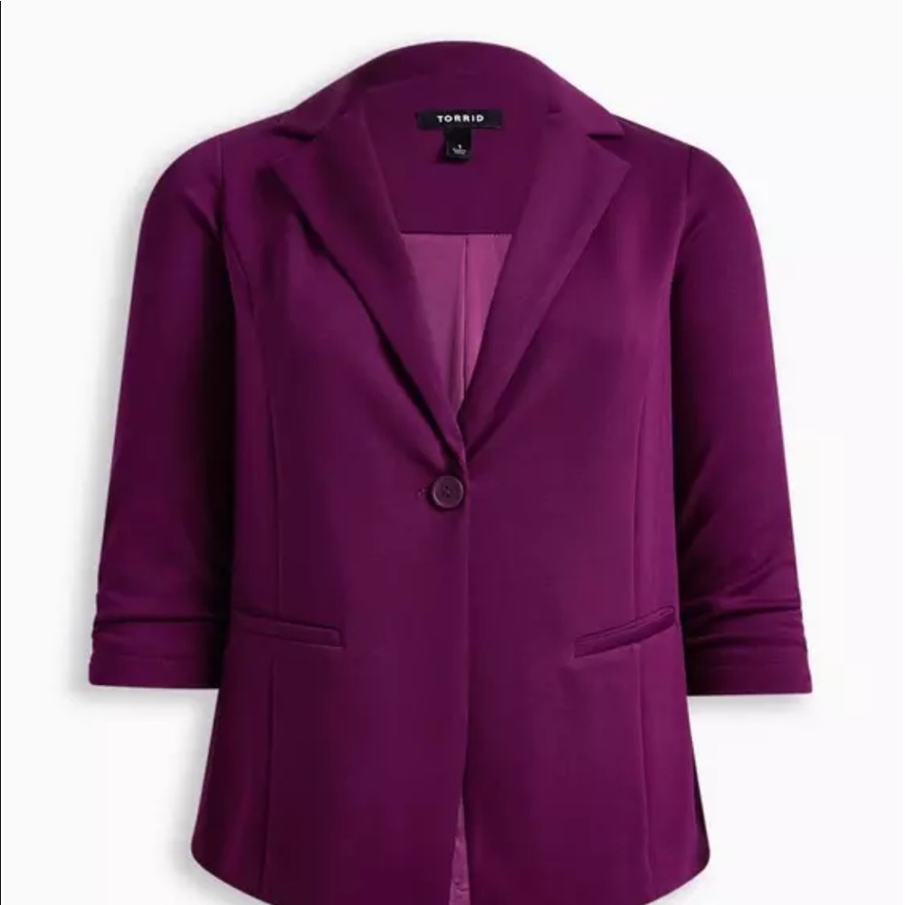 Torrid Studio Cupro single button blazer. See separate post for matching pants